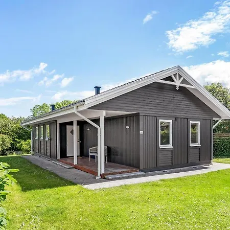 3 Bedroom Awesome In 펜션 Vejby