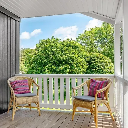 펜션 3 Bedroom Awesome In